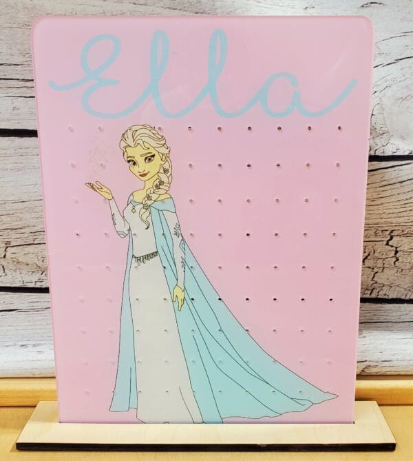 Elsa Earring Holder
